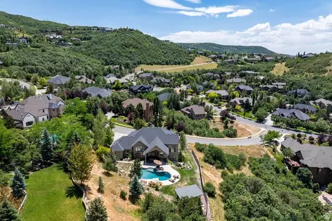 407 E Hidden Lake Dr, Bountiful, UT 84010 photo 26