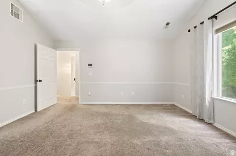 Bedroom - 1542 N 2575 E, Layton, UT 84040 photo 3 of 10