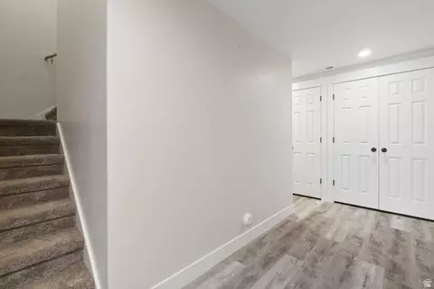 Entry Way - 1542 N 2575 E, Layton, UT 84040 photo 4 of 9