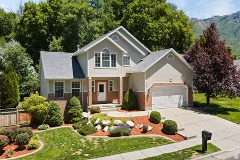 Exterior - 1542 N 2575 E, Layton, UT 84040 photo 2 of 7