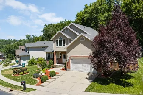 Exterior - 1542 N 2575 E, Layton, UT 84040 photo 3 of 7