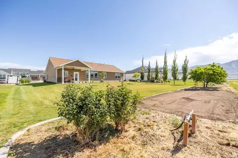 Exterior - 1204 E 250 S, Tremonton, UT 84337 photo 7 of 9
