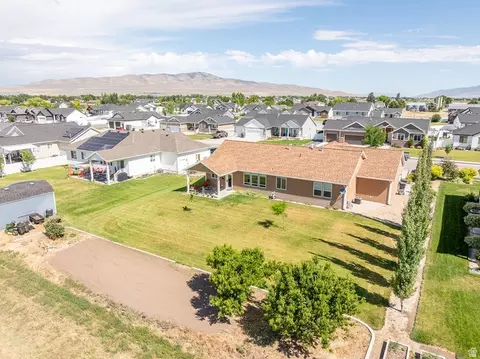 View/Area - 1204 E 250 S, Tremonton, UT 84337 photo 5 of 7