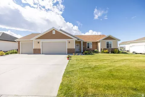 Exterior - 1204 E 250 S, Tremonton, UT 84337 photo 2 of 9