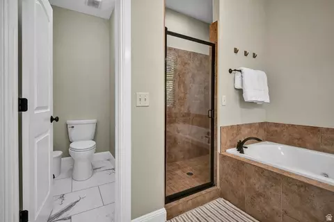 Bath - 407 E 950 N, Richfield, UT 84701 photo 2 of 7