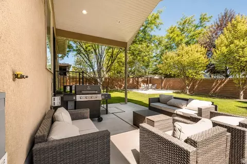 Exterior - 407 E 950 N, Richfield, UT 84701 photo 6 of 8