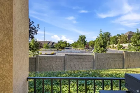 Exterior - 1043 E Mach Schnell Dr, Sandy, UT 84094 photo 7 of 7