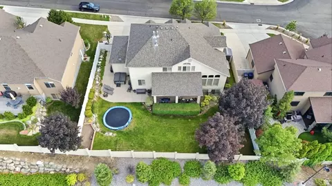 View/Area - 1043 E Mach Schnell Dr, Sandy, UT 84094 photo 1 of 3