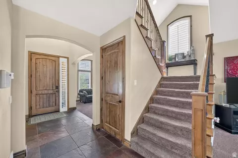 Entry Way - 1043 E Mach Schnell Dr, Sandy, UT 84094 photo 2 of 3