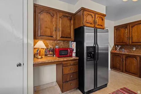 469 S 600 E, Provo, UT 84606 photo 9