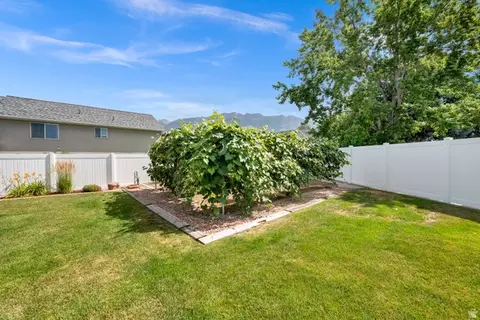 512 W 1350 St N, Orem, UT 84057 photo 12