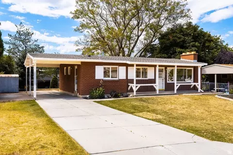 348 E 300 N, Centerville, UT 84014 photo 2