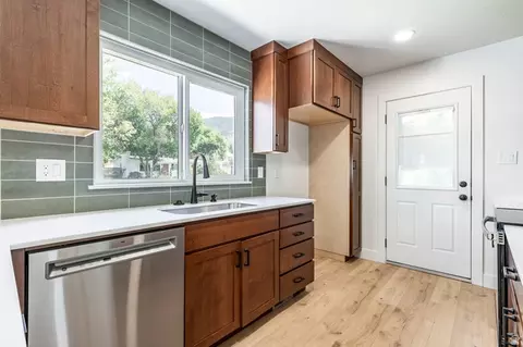 348 E 300 N, Centerville, UT 84014 photo 7