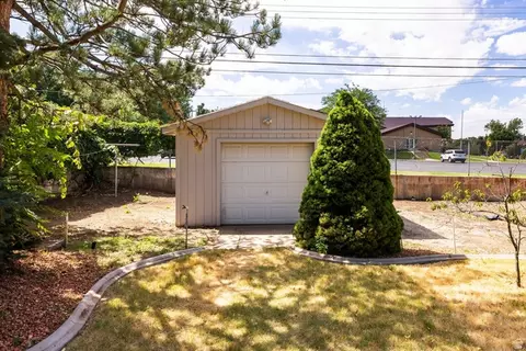 348 E 300 N, Centerville, UT 84014 photo 23