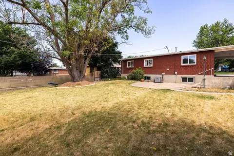 348 E 300 N, Centerville, UT 84014 photo 25