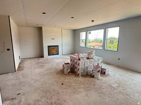 Living - 1676 S Lakewood Dr W, Orem, UT 84058 photo 2 of 4
