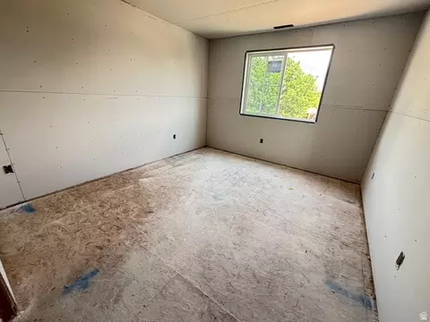 Bedroom - 1676 S Lakewood Dr W, Orem, UT 84058 photo 5 of 7