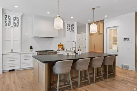 635 E 2550 N, Provo, UT 84604 photo 12