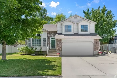 4203 W Liberty Creek Dr, South Jordan, UT 84009