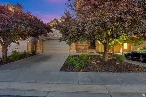 13712 S Mount Cortina Way W, Riverton, UT 84065