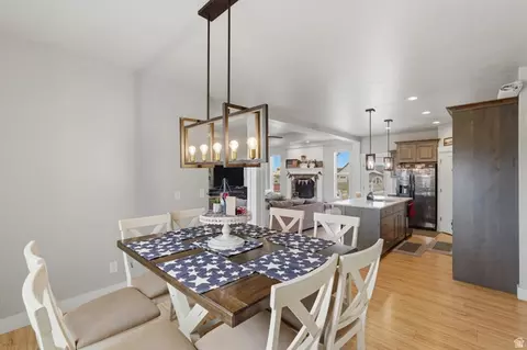 Dining - 3237 S 5100 W, Hooper, UT 84315 photo 3 of 4