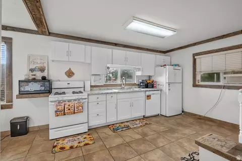365 S 800 E, Springville, UT 84663 photo 7