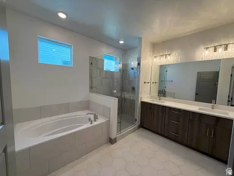 Bath - 8087 S 615 E #3, Sandy, UT 84070 photo 1 of 4