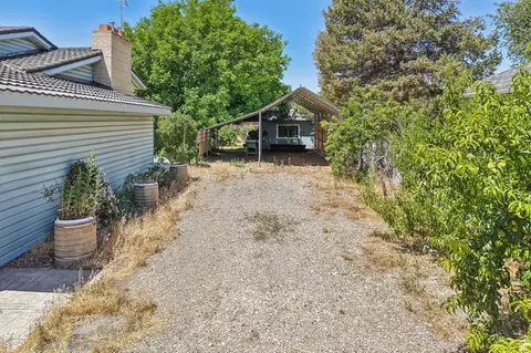 Exterior - 4540 S 600 E, Murray, UT 84107 photo 17 of 18