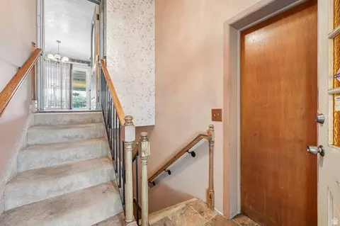 Entry Way - 4540 S 600 E, Murray, UT 84107 photo 1 of 1