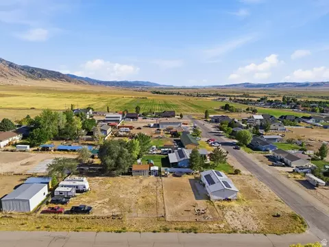 559 S 200 E, Mona, UT 84645 photo 18