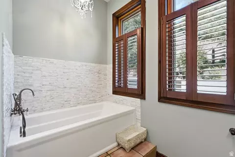 Bath - 335 W Bern Way, Midway, UT 84049 photo 7 of 7