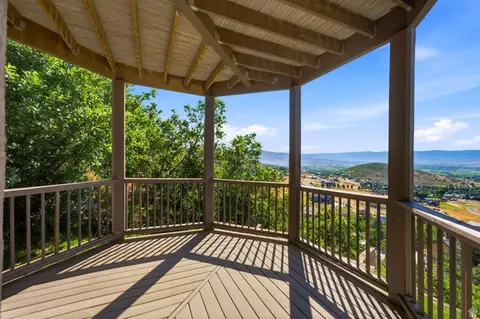 Exterior - 335 W Bern Way, Midway, UT 84049 photo 12 of 22
