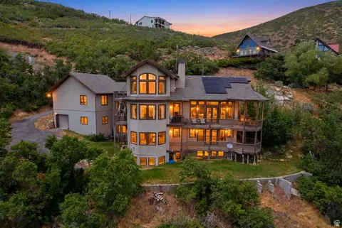 Exterior - 335 W Bern Way, Midway, UT 84049 photo 1 of 22