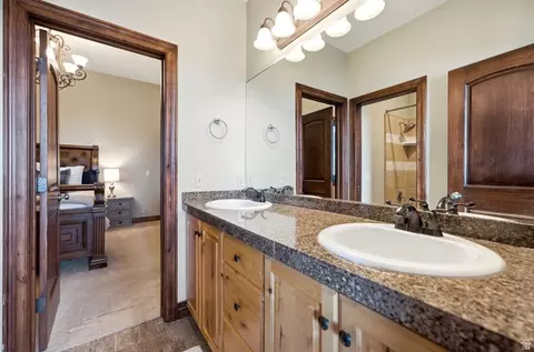 Bath - 335 W Bern Way, Midway, UT 84049 photo 4 of 7