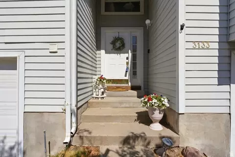 Exterior - 3133 S Applewood Dr E, Bountiful, UT 84010 photo 5 of 8