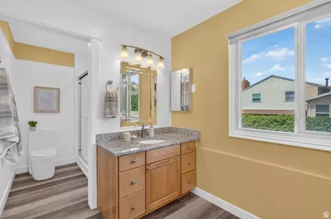 Bath - 1251 E Sage Ridge Rd, Sandy, UT 84094 photo 3 of 3
