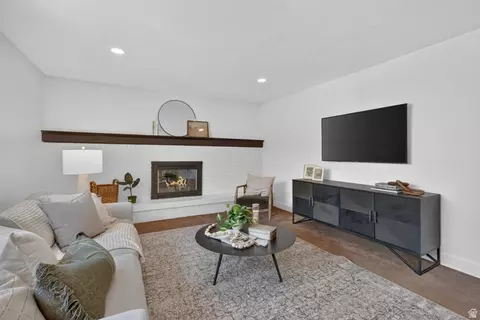 Living - 1251 E Sage Ridge Rd, Sandy, UT 84094 photo 3 of 5