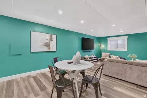 Dining - 1251 E Sage Ridge Rd, Sandy, UT 84094 photo 4 of 4
