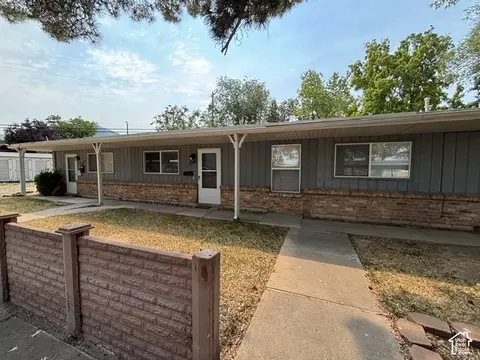 2066 E 3335 S, Salt Lake City, UT 84109