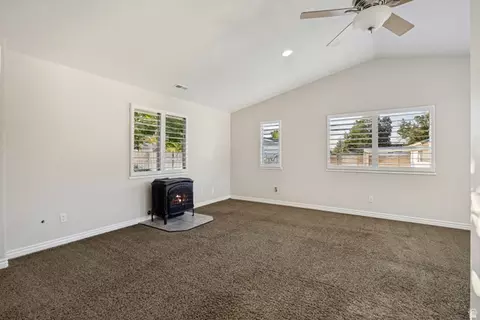 Living - 831 E Vics Rd, Sandy, UT 84094 photo 3 of 4