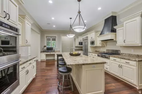 Kitchen - 650 E Center St, Alpine, UT 84004 photo 1 of 5