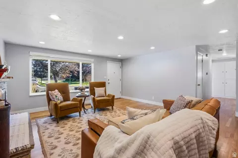 Living - 339 E 6230 S, Murray, UT 84107 photo 2 of 2