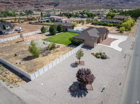 View/Area - 4635 E Sunny Acres Ln, Moab, UT 84532 photo 5 of 13