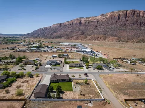 View/Area - 4635 E Sunny Acres Ln, Moab, UT 84532 photo 9 of 13