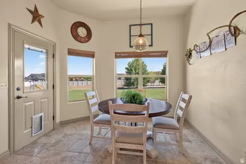 Dining - 4635 E Sunny Acres Ln, Moab, UT 84532 photo 1 of 1