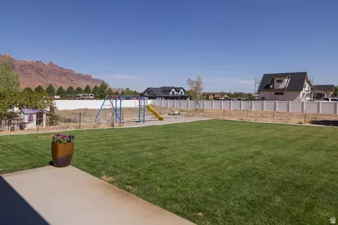 Exterior - 4635 E Sunny Acres Ln, Moab, UT 84532 photo 11 of 13