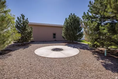 Exterior - 4635 E Sunny Acres Ln, Moab, UT 84532 photo 12 of 13