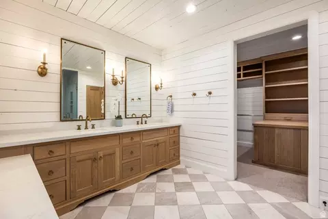 Bath - 4636 W 8400 S, Payson, UT 84651 photo 1 of 4