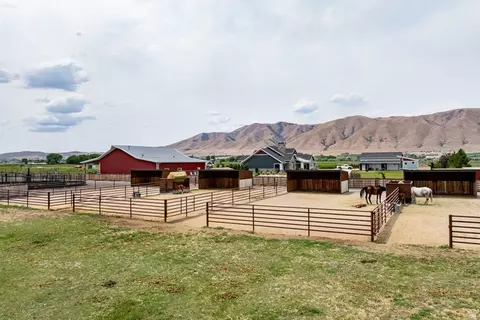 Exterior - 4636 W 8400 S, Payson, UT 84651 photo 6 of 21