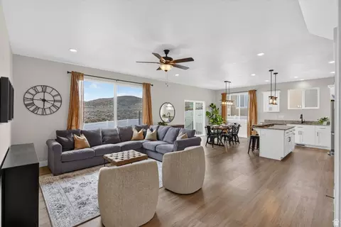 2789 E Clarkstone Dr, Eagle Mountain, UT 84005 photo 7